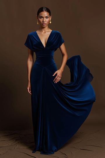 Robe longue de vacances plissée à col en V bleu royal